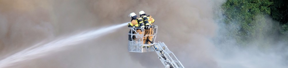 FIREFIGHTER IN CANADA forest fires